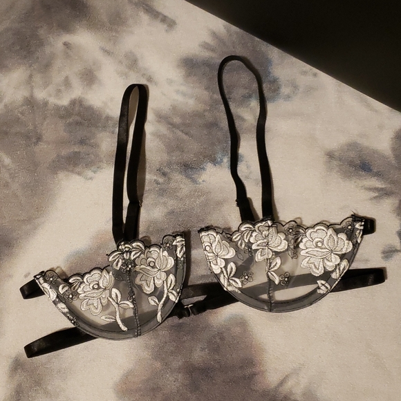 Sexy floral bralette - Picture 3 of 4